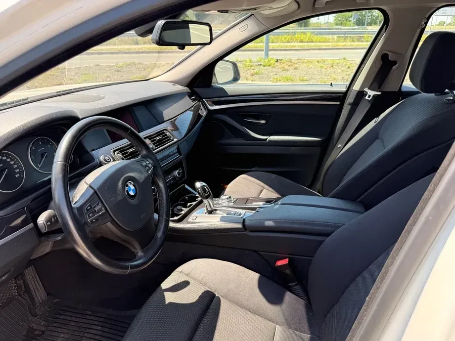 BMW Seria 5 F10/F11/F07 — imagine 8