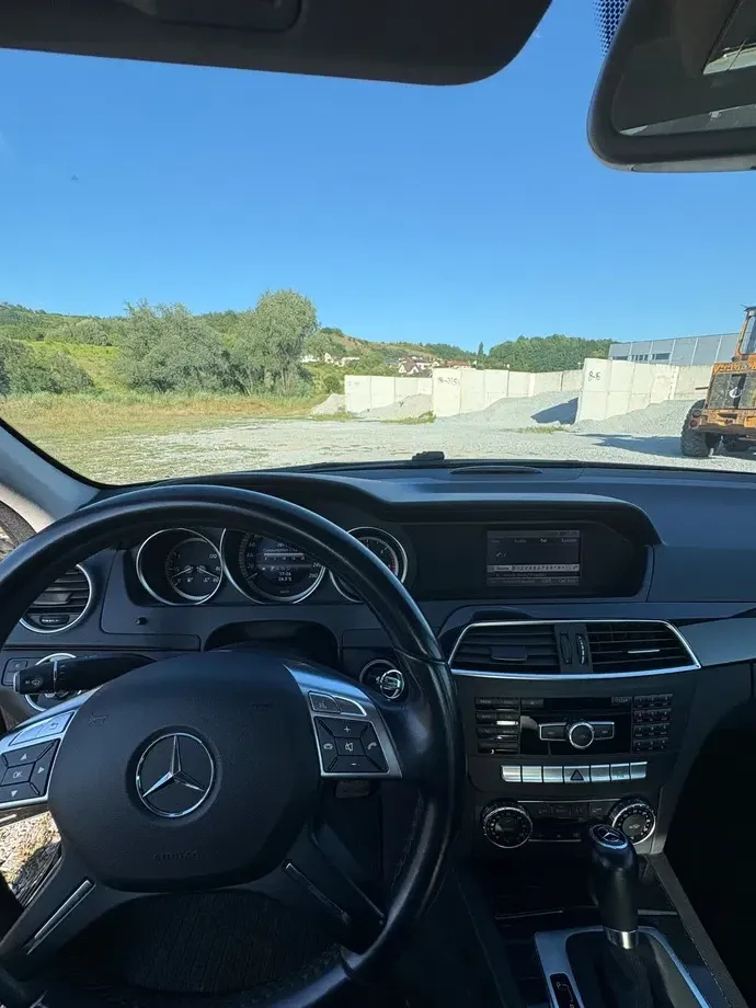 Mercedes-Benz C W204 — imagine 6