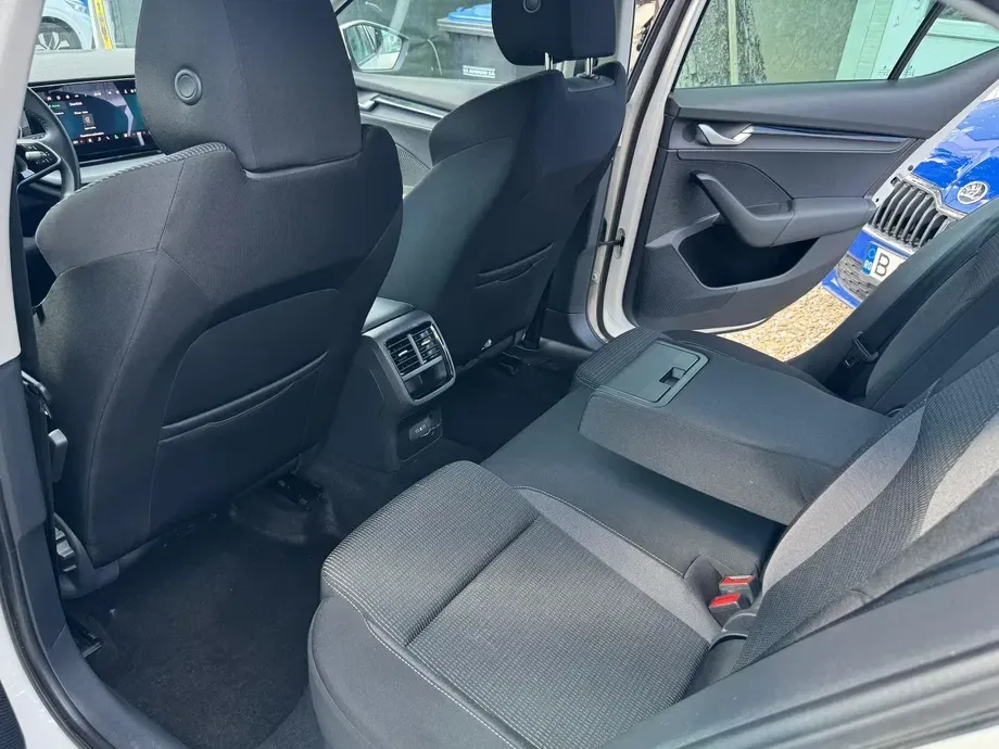 Škoda Octavia 2.0 TDI Ambition — imagine 8