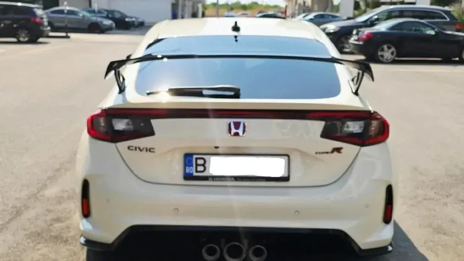 Honda Civic — imagine 8