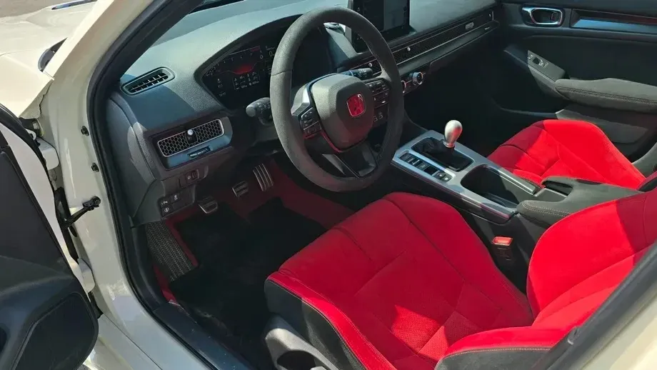Honda Civic — imagine 10