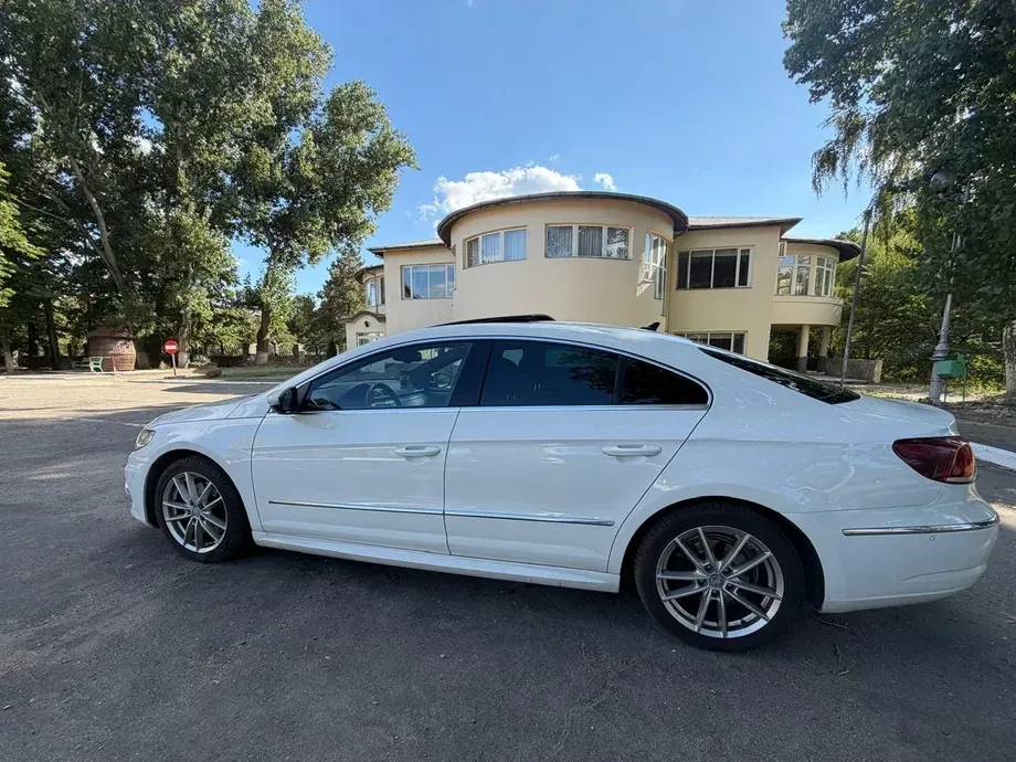 Volkswagen Passat CC 2.0 TDI BMT DSG — imagine 2