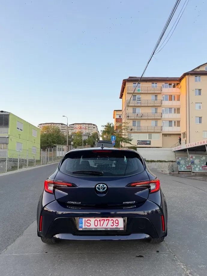 Toyota Corolla XII 1.8 HSD Business — imagine 6