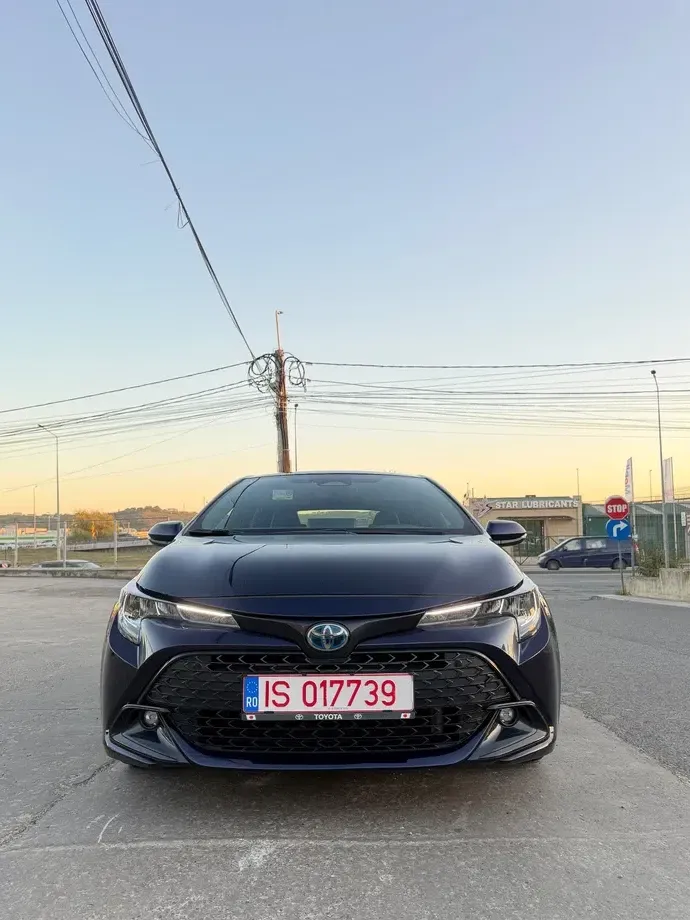 Toyota Corolla XII 1.8 HSD Business — imagine 2