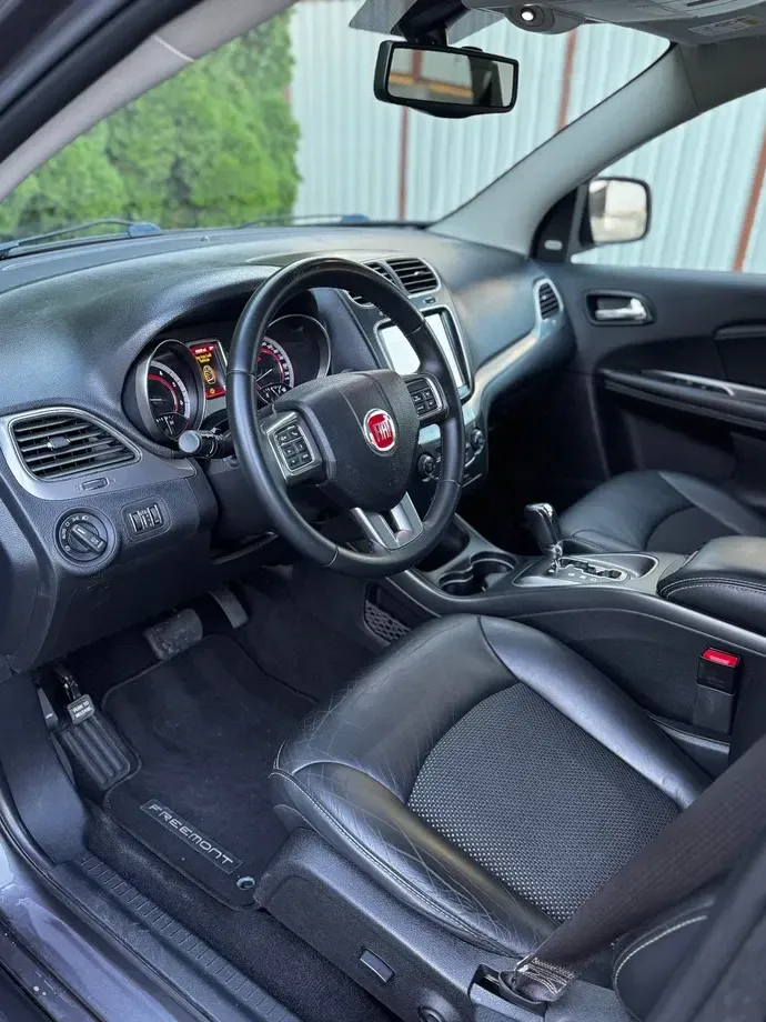 FIAT Freemont 2.0 Mjet AT AWD Lounge — imagine 9