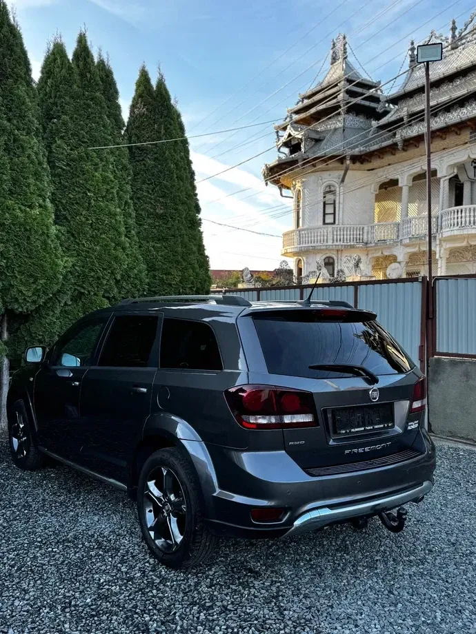 FIAT Freemont 2.0 Mjet AT AWD Lounge — imagine 6