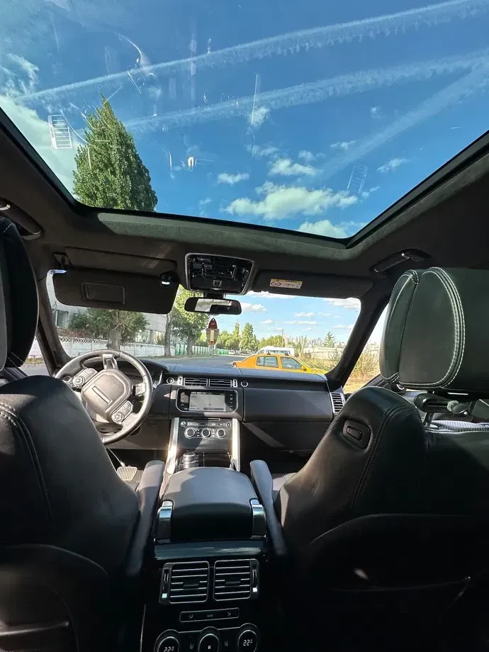 Land Rover Range Rover Vogue — imagine 5