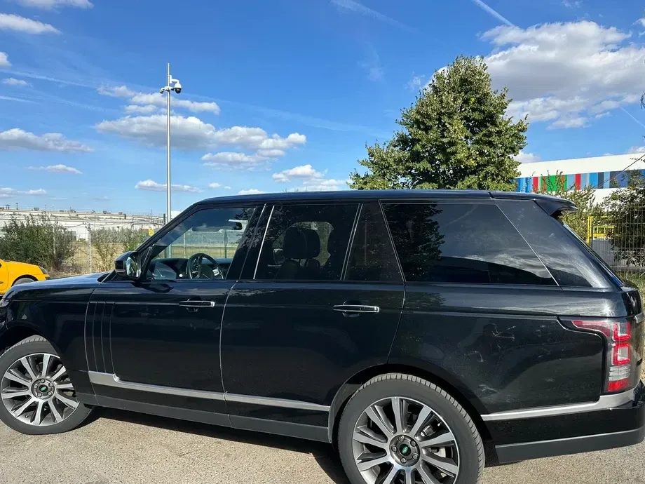 Land Rover Range Rover Vogue — imagine 9