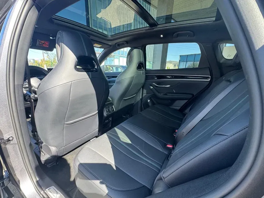 BYD Seal U DM-i PHEV Boost — imagine 9