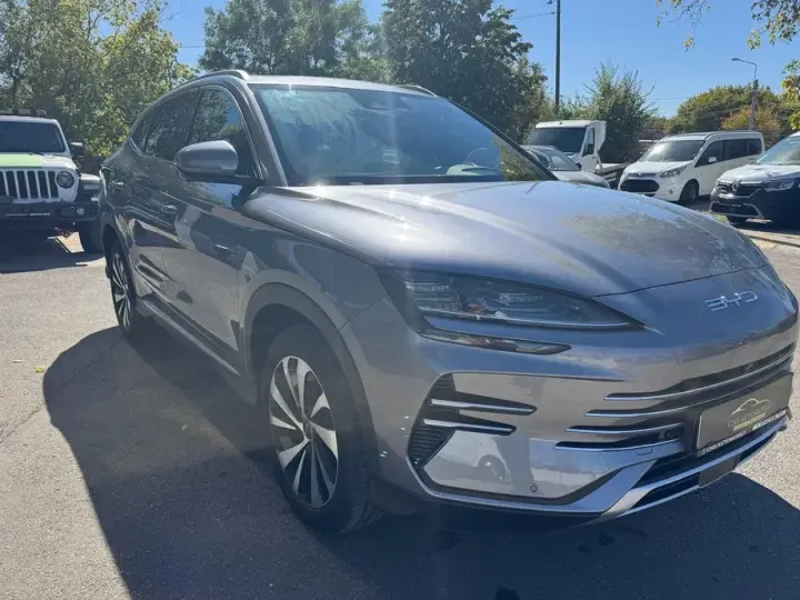 BYD Seal U DM-i PHEV Boost