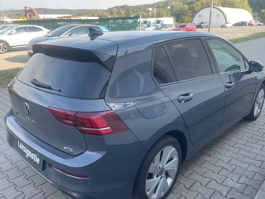 Volkswagen Golf VIII — imagine 3