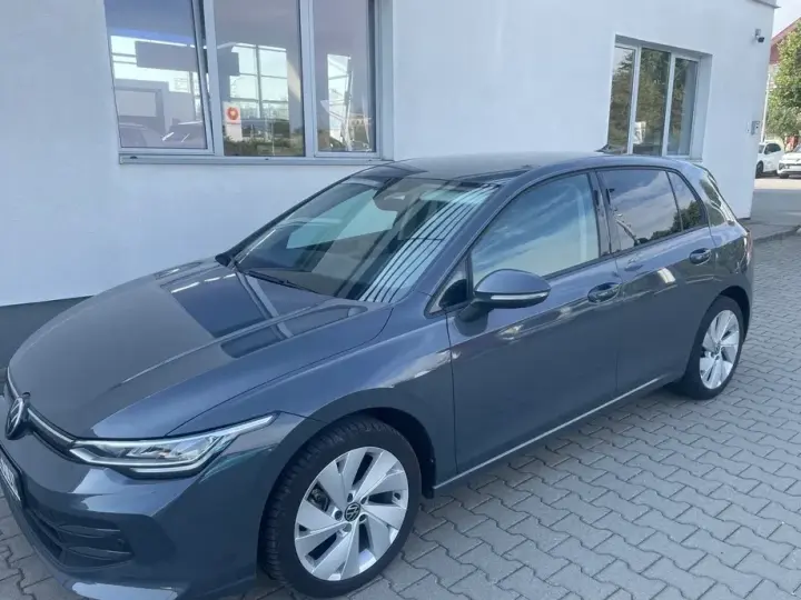 Volkswagen Golf VIII