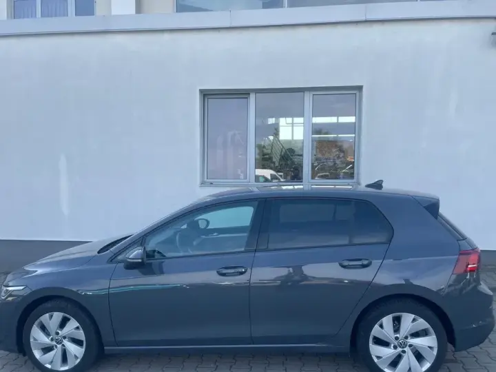Volkswagen Golf VIII