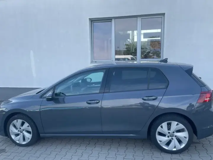 Volkswagen Golf VIII
