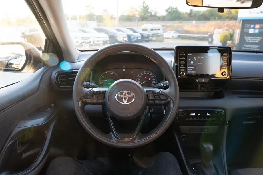 Toyota Yaris 1.5 VVT-i HSD Eco — imagine 7