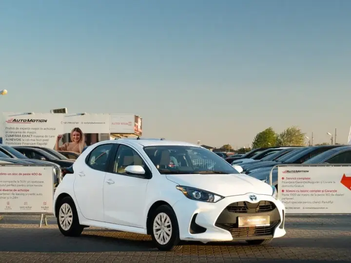 Toyota Yaris 1.5 VVT-i HSD Eco