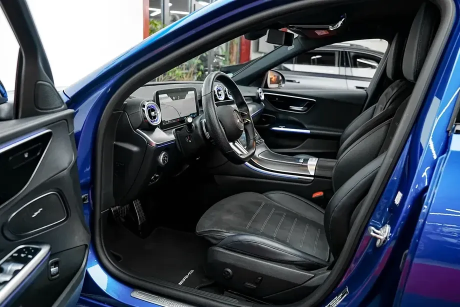 Mercedes-Benz C W206 220 d 9G-TRONIC 4Matic AMG Line — imagine 4