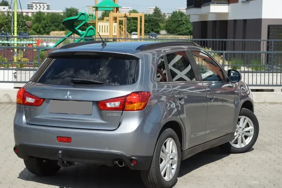 Mitsubishi ASX 2.2 DI-D 4WD Automatik Instyle — imagine 2