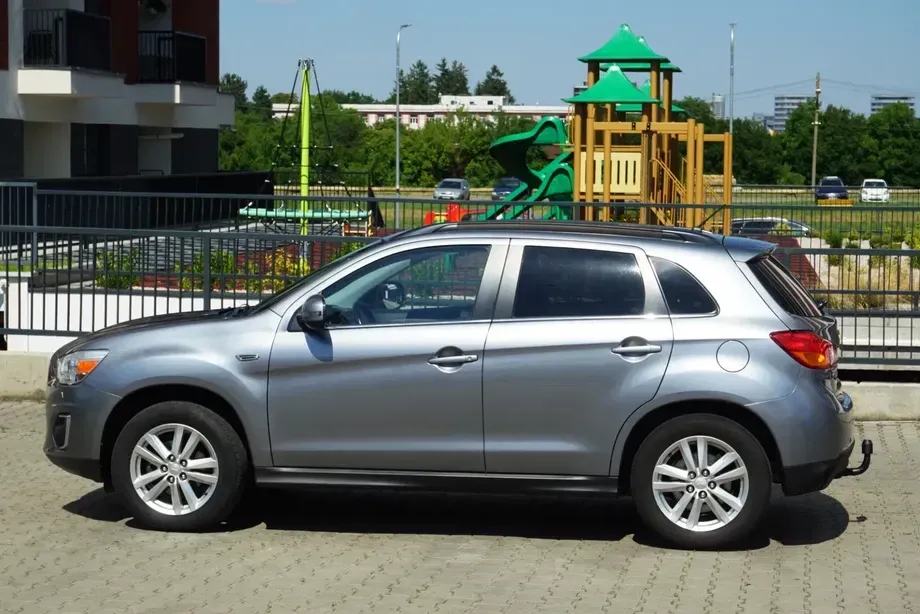 Mitsubishi ASX 2.2 DI-D 4WD Automatik Instyle — imagine 4