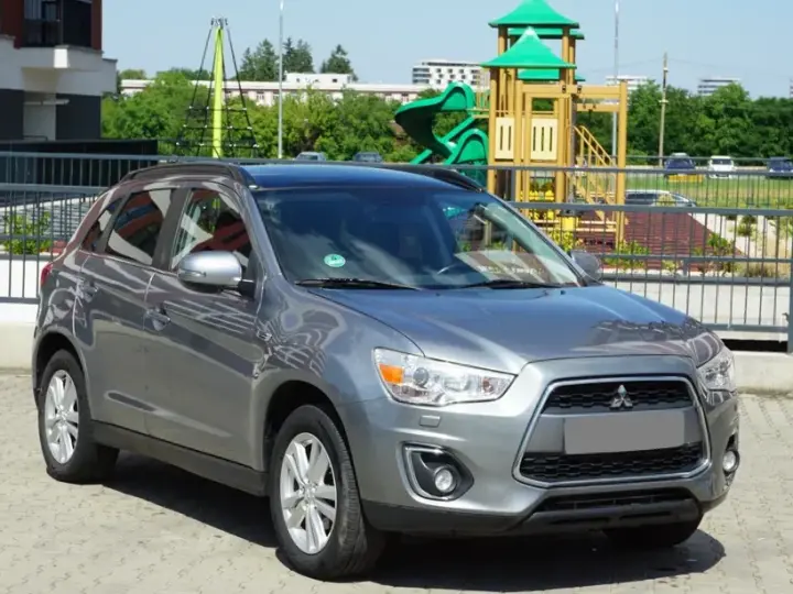 Mitsubishi ASX 2.2 DI-D 4WD Automatik Instyle