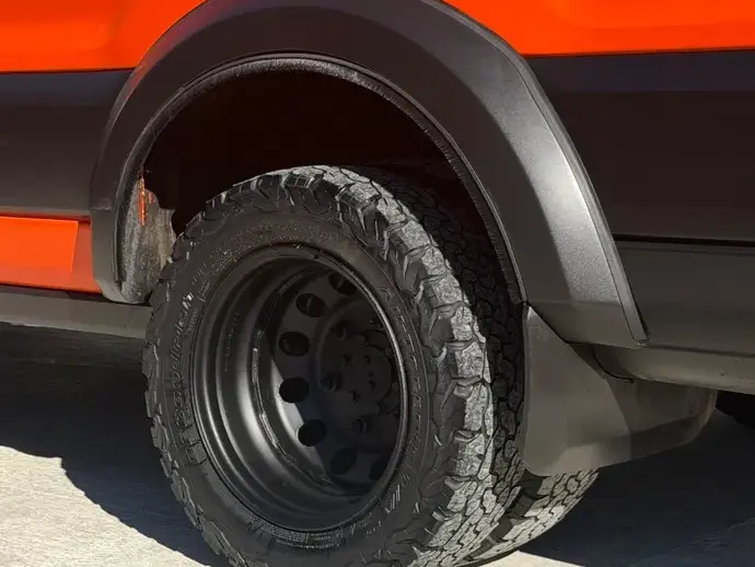 Ford Transit L4 Furgon DCIV RWD Trend