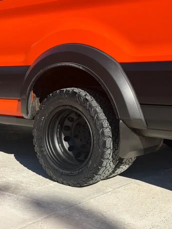 Ford Transit L4 Furgon DCIV RWD Trend — imagine 5