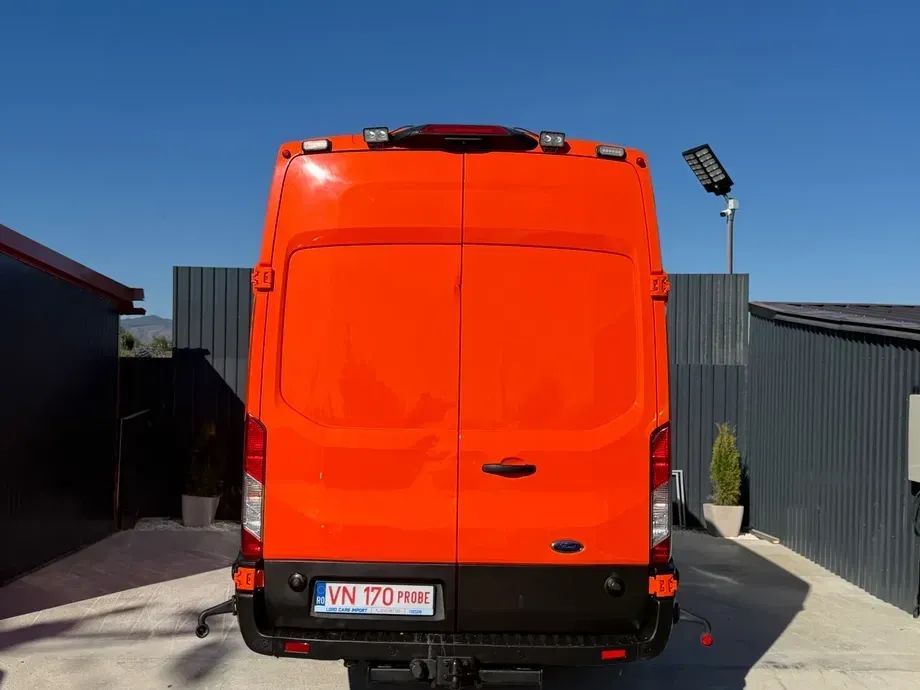 Ford Transit L4 Furgon DCIV RWD Trend — imagine 10