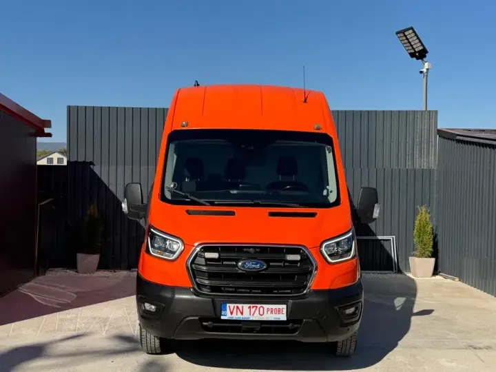 Ford Transit L4 Furgon DCIV RWD Trend