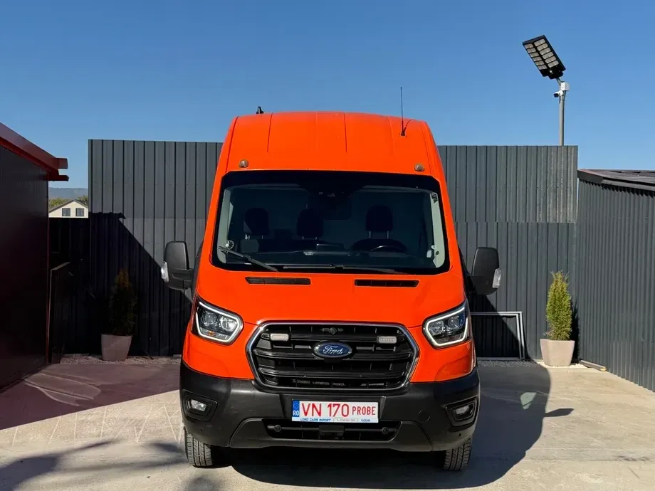 Ford Transit L4 Furgon DCIV RWD Trend — imagine 2