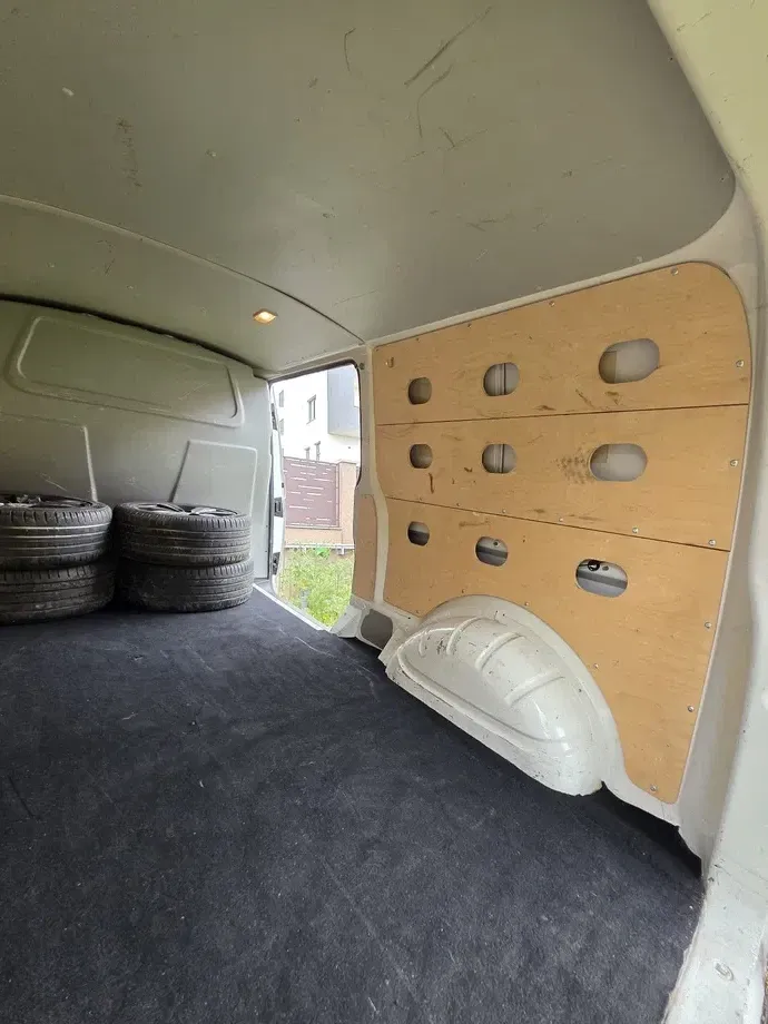 Volkswagen Transporter — imagine 4