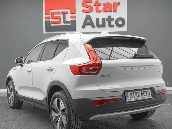 Volvo XC 40 Recharge T4 Twin Engine AT7 Inscription Expression