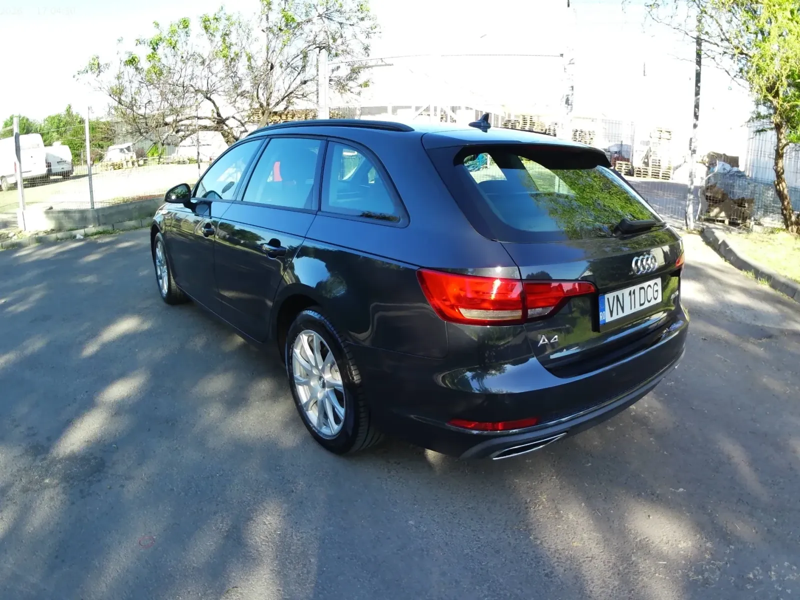 Audi A4 Avant B9 — imagine 9