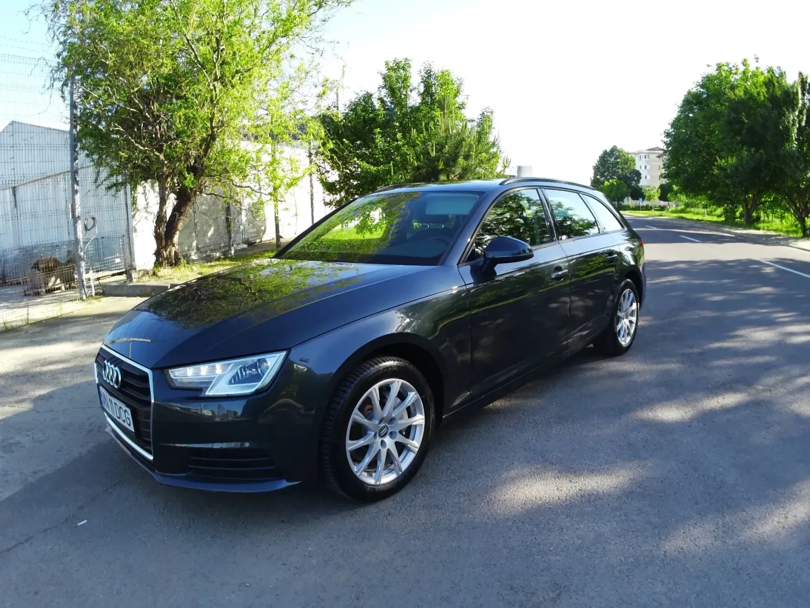 Audi A4 Avant B9 — imagine 6