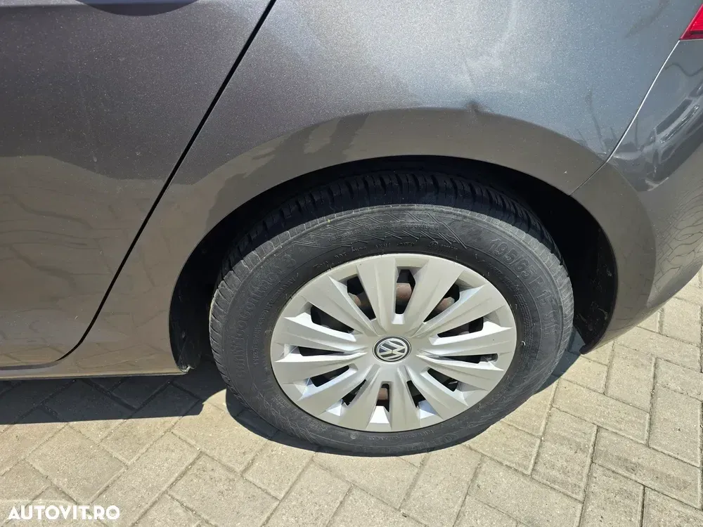 Volkswagen Golf 1.2 TSI BMT Trendline — imagine 3