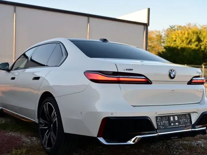 BMW Seria 7 G70 740d xDrive MHEV