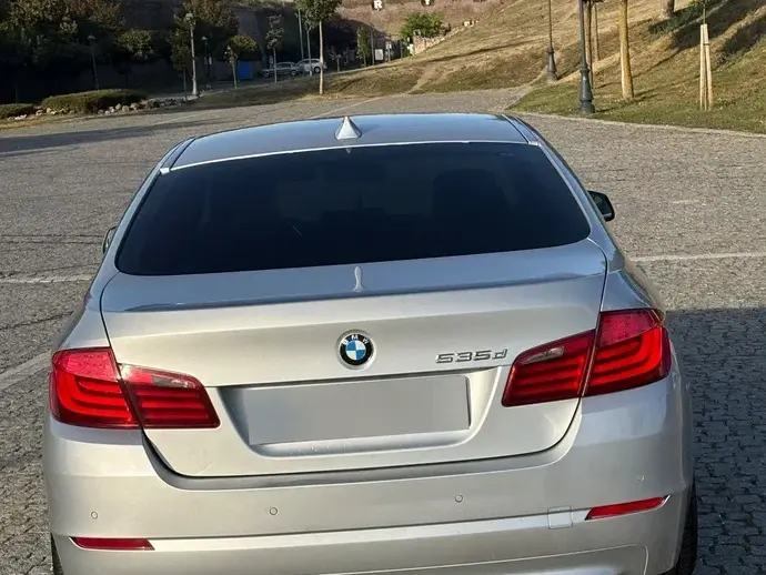 BMW Seria 5 F10/F11/F07 525d