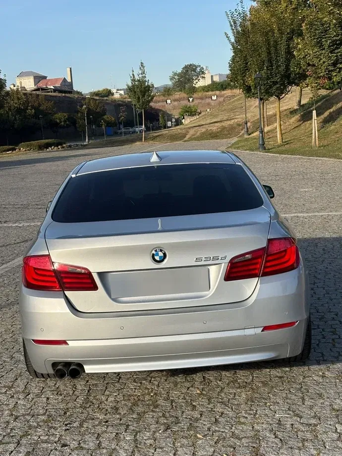 BMW Seria 5 F10/F11/F07 525d — imagine 5
