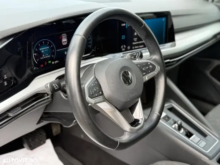 Volkswagen Golf 1.5 eTSI ACT DSG MHEV Style