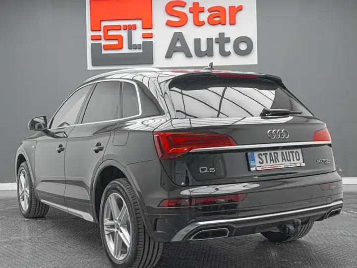 Audi Q5 FY 50 TFSI e quattro S tronic PHEV S Line