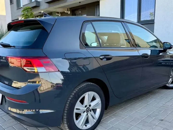 Volkswagen Golf VIII