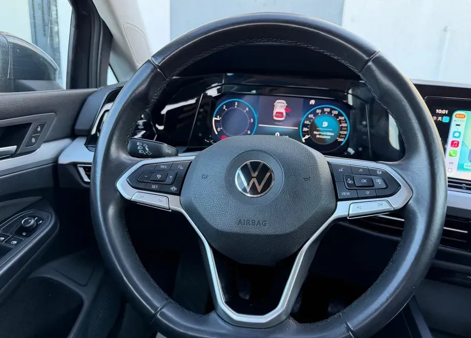 Volkswagen Golf VIII — imagine 10