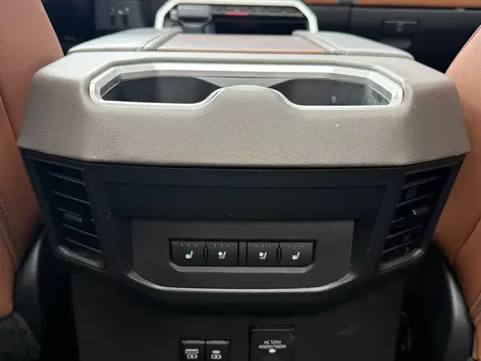 Toyota Tundra III