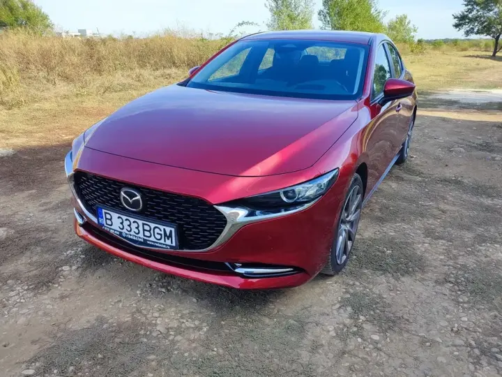 Mazda 3 IV