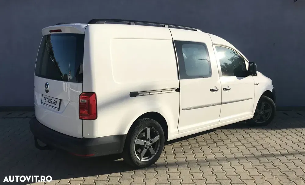 Volkswagen Caddy Maxi — imagine 3