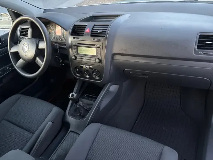 Volkswagen Golf V