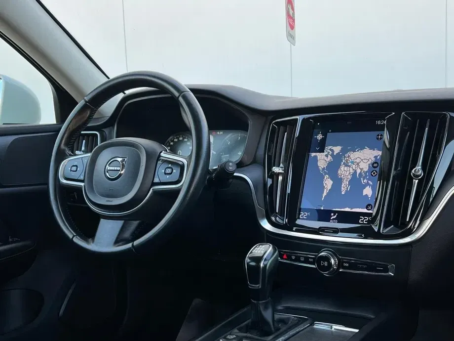 Volvo V60 II D3 — imagine 8