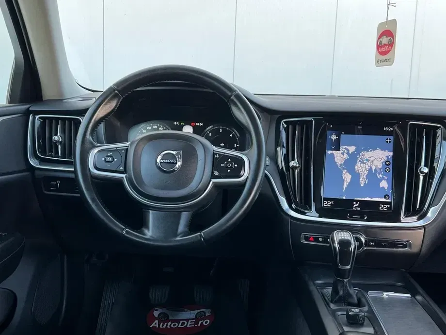 Volvo V60 II D3 — imagine 9