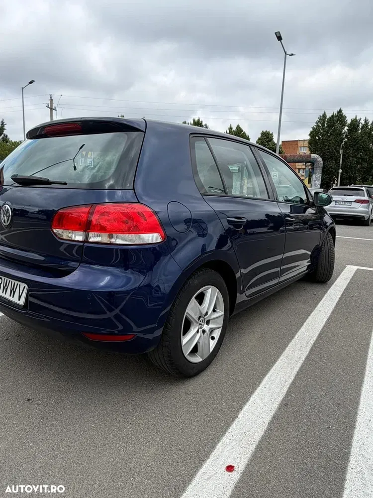 Volkswagen Golf — imagine 4