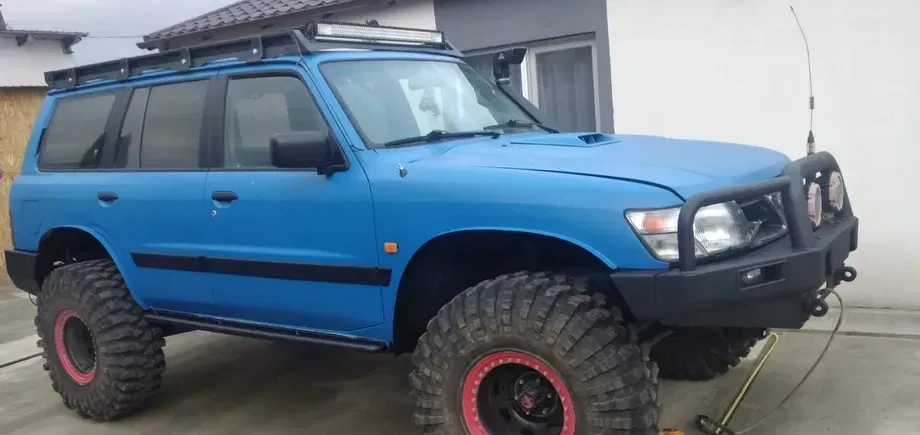 Nissan Patrol V — imagine 4