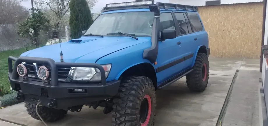 Nissan Patrol V — imagine 3